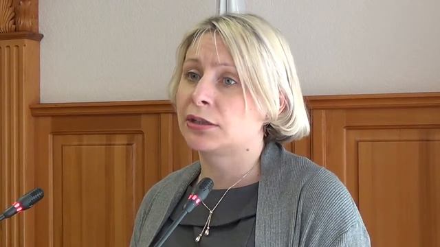 В тесноте, да не в обиде смотреть онлайн