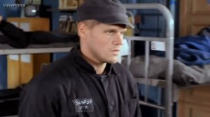 МАКСИМ КУСТ - ПЕПЛОМ СЕРЫМ...