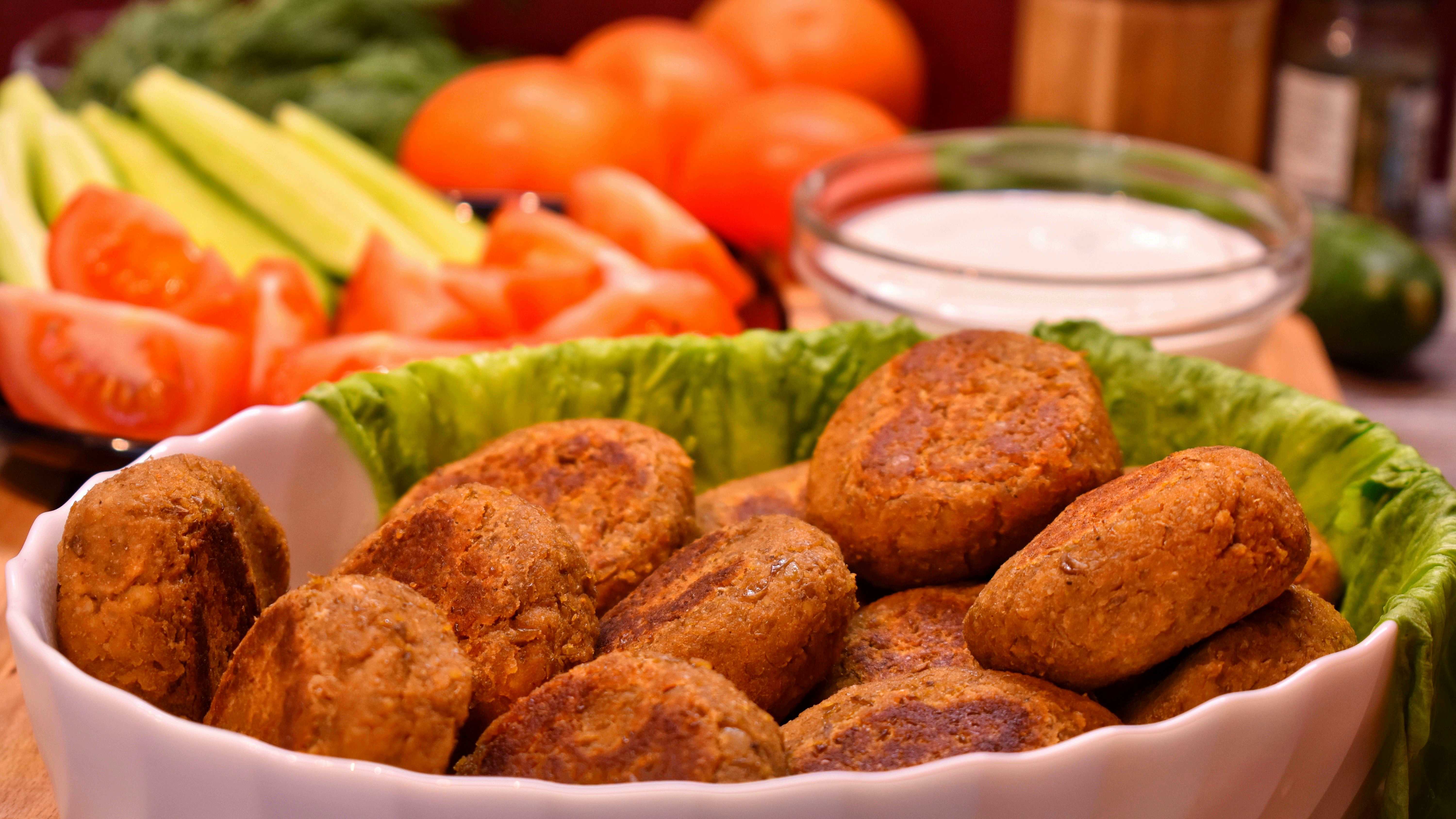 Безумно Вкусный и Простой рецепт из Чечевицы! Чечевичные Котлетки, вам точно захочется добавки! смотреть онлайн