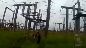Разрушение колонки разъединителя 110 кВ при его отключении