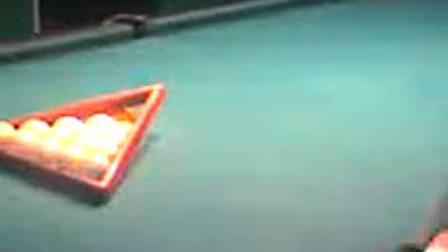 Шарик попадает в ловушку... смотреть онлайн