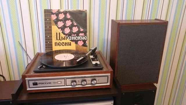 Электрофон РОССИЯ 323 смотреть онлайн