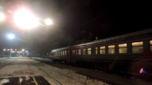 ЭР9Е-664 с пригородным поездом Янаул - Ижевск