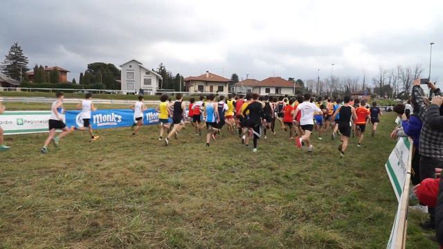 Partenza Campionato regionale Cross Lombardia - 5 MULINI - Gara Allievi