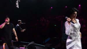 А навстречу толпой содержанки идут в соболях... • СОЛА МОНОВА