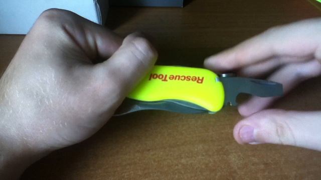 Victorinox Recue Tool смотреть онлайн