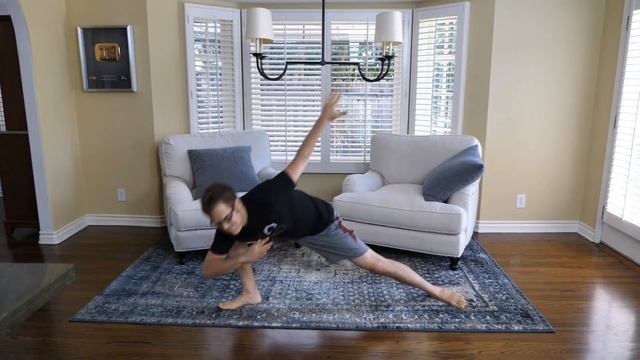 YOUR AWFUL, AWFUL INTROS (YIAY #370) смотреть онлайн