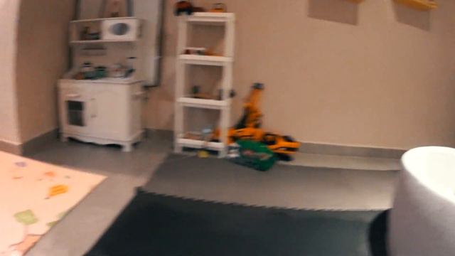 Будни молодой семьи. Семейный завтрак в кафе ❤ смотреть онлайн