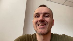 Интернет-продавец гарантирует качество товара не на словах, а на документах! Есть такой!)