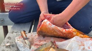 Как разделать карпа? Разделка карпа ножом "Засапожный" на озере Глухое-Мякушинское. Русский булат