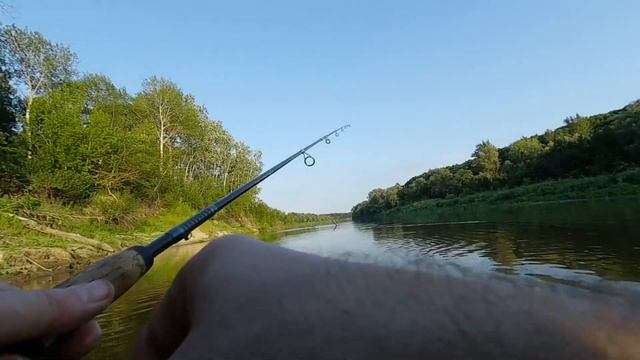 Ловля СУДАКА на ДЖИГ! Рыбалка на СПИННИНГ на реке ХОПЕР! смотреть онлайн