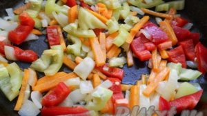 Цветная капуста, тушеная с овощами