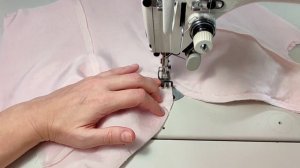 Пошив лифа с глубоким декольте.