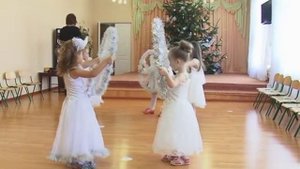 ☆ Очень красивый вход на НОВОГОДНИЙ  утренник ?