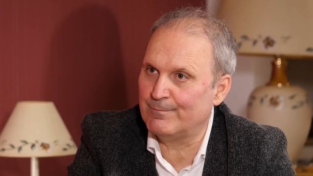 VO CENTAR Filip Petrovski: Planot za vrakjanje na Gruevski na vlast!? смотреть онлайн