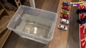 Машинки едут в воду Проверяем машинки на скорость Cars Toys in water