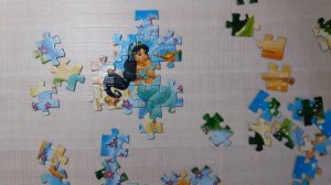 Собираю пазл на 54 детали.