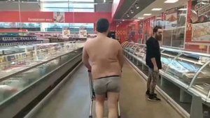 Герман Ягодка поход в супермаркет