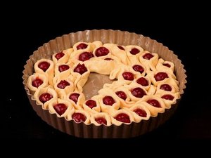 7 необычных рецептов из слоеного теста