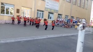 Танец Прыгай выше головы.Обросцовый Ансамбль Эстрадного танца Импульс.