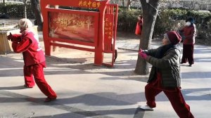 Китайская гимнастика от мастера Тайцзи или "медитация в движении"