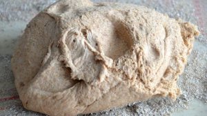 Цельнозерновой хлеб на опаре