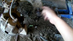 замена подвесного подшипника правого привода на мазде