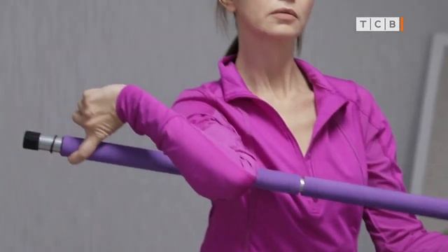 Упражнения с гимнастической палкой для гибкости Занимаемся дома смотреть онлайн