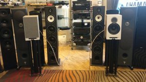 ELAC Debut Reference DBR-62 Bookshelf speakers