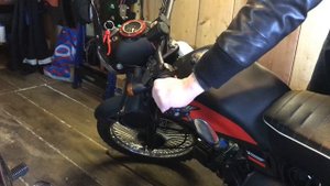 Холодный запуск Мопеда Вега (Альфа 110) и Suzuki Volty (TU 250). Запуск мотоцикла зимой.