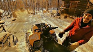 ПОЕХАЛИ РЕМОНТИРОВАТЬ СНЕГОХОД, ПО ПРОСЬБЕ ДЕРСУ. А он САМ все ПОЧИНИЛ)