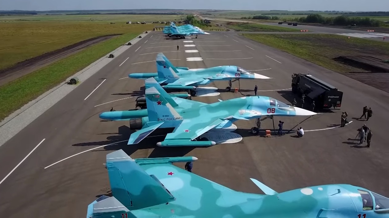 СРОЧНО! 27.08.2023 ВСУ обстреляли район Горловки в ДНР, повреждена заправка
