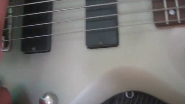 Ibanez BTB 205 смотреть онлайн