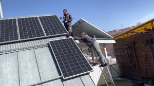 Сетевая солнечная станция на 5 кВт (монтаж солнечной станции, в два разнонаправленных стринга)