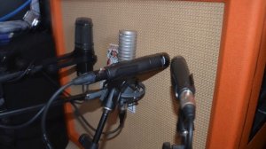 Ribbon Microphone Comparison - Se Electronics R1 vs Superlux R102 - Electric Guitar