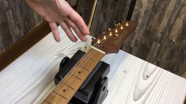 Esittelyssä Ibanez Premium AZ224BCG-DET смотреть онлайн