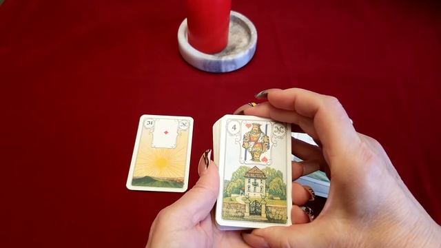 Карты Ленорман: #31-" Солнце " - значение и сочетание с другими картами смотреть онлайн