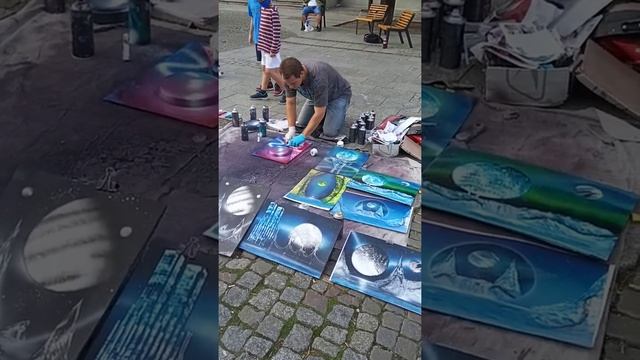Картина нарисованная балконами краски!!!