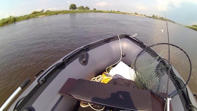 Лодочный мотор Mercury 9.9 4 такта на лодке Apache 3500 СК. Ощущения не передать словами!!! смотреть онлайн