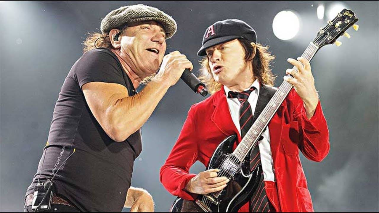 ACDC - Highway to Hell (Live At River Plate, December 2009)