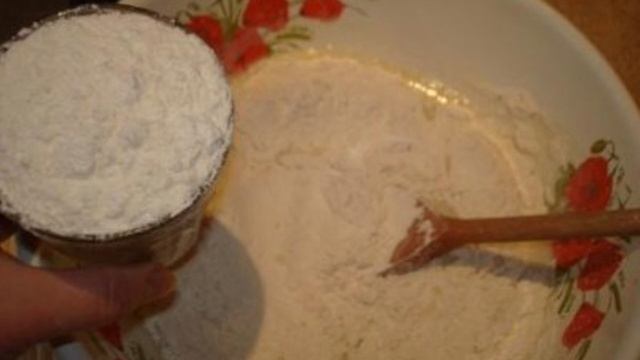 Пирожки с квашеной капустой