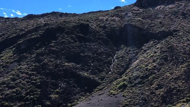 ГАВАЙСКИЙ ВУЛКАН Халеакала | ГАВАЙИ хайкинг по вулкану на Гавайях | ВЛОГ из США | Vlog USA смотреть онлайн