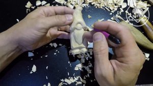 Резьба по дереву как хобби. Вырезаем гнома из липы