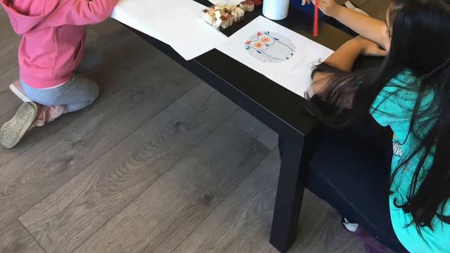 Kids Colour and Create at the gallery смотреть онлайн