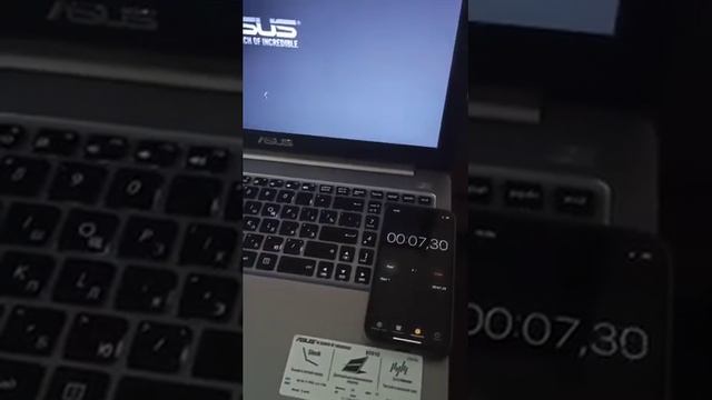 Запуск ноутбука ASUS k501u i5-6200u, gtx950m 4gb, озу 12 gb, 2 ssd по 500 gb