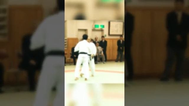 Putin doing martial arts taekwondo