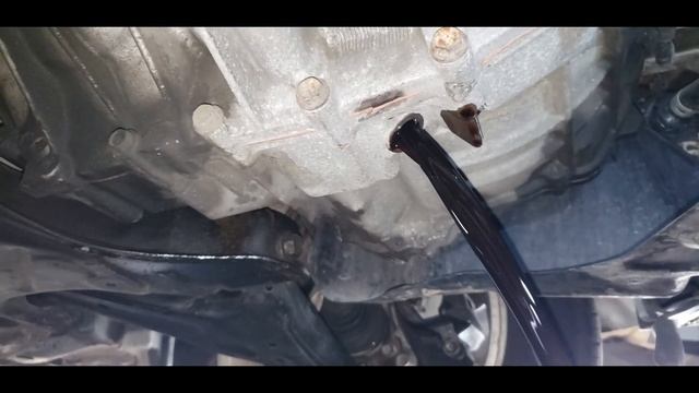 Тойота приус замена масла в коробке передач Toyota Prius 2006 Transmission oil change смотреть онлайн