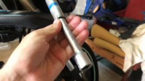 Замена свечей Yamaha R 1 2004-2006 NGK CR9EK.