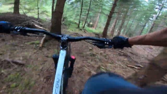 Evanton MTB 4K смотреть онлайн