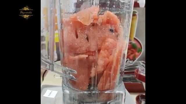 Гранитор MIKEN MK-SM212 для приготовления охлажденных десертов.